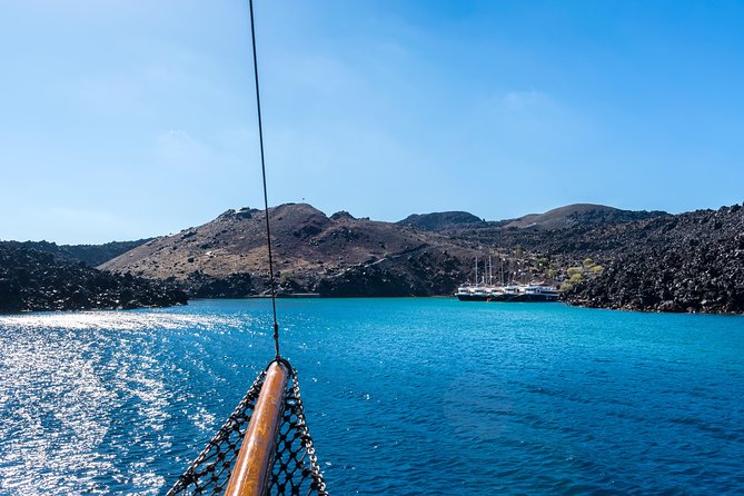 Santorini Volcano and Hot Springs Cruise Tour from Fira Old Port - Boat comfort, crew, and pace