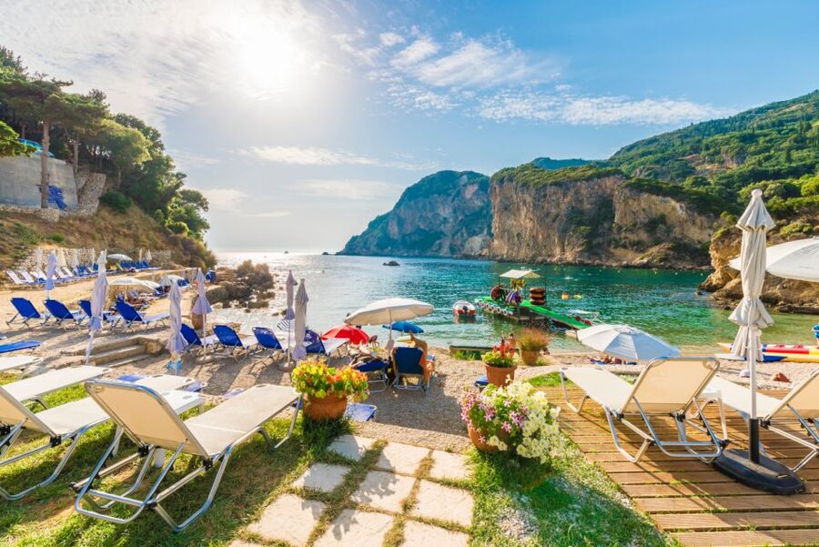 Saranda: Corfu Town and Palaiokastritsa Day Trip with Cruise - Palaiokastritsa beach, caves, and optional boats