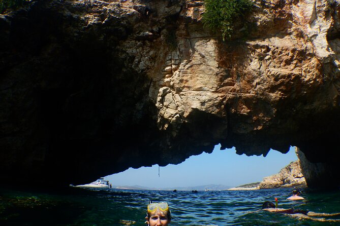 Semi-private Antiparos & Caves Blue Lagoon OR Rina Cave & Small Cyclades - What you eat, and what you pay for
