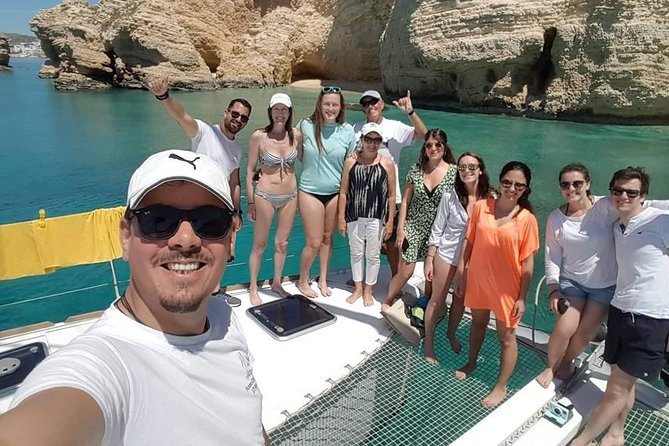 Shared Catamaran All inclusive-Day Cruise to Naxos or Paros - A friendly crew and a relaxed pace