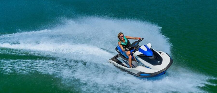 Sidari: Yamaha Jet Ski Rental with Safety Briefing - Meeting the Yamaha VX 1100 cc