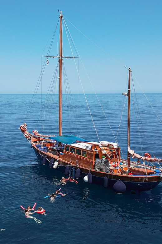 Skiathos: Wooden Sailboat Full- or Half-Day Trip with Meal - What makes this Skiathos sailing trip worth considering