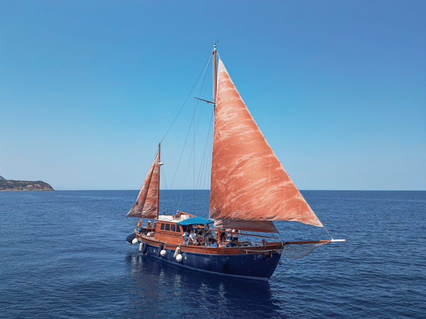 Skiathos: Wooden Sailboat Full- or Half-Day Trip with Meal - Kastani Beach, a relaxed swimming stop