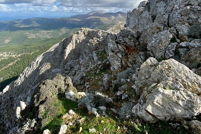 Small Group Hiking on Mount Akramitis in Rhodes - What the small group and guide add
