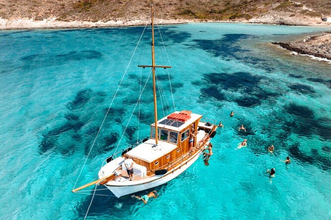 Small Group Kaiki Cruise & Greek Gastronomy Experience - Antiparos brings rock, water, and open space