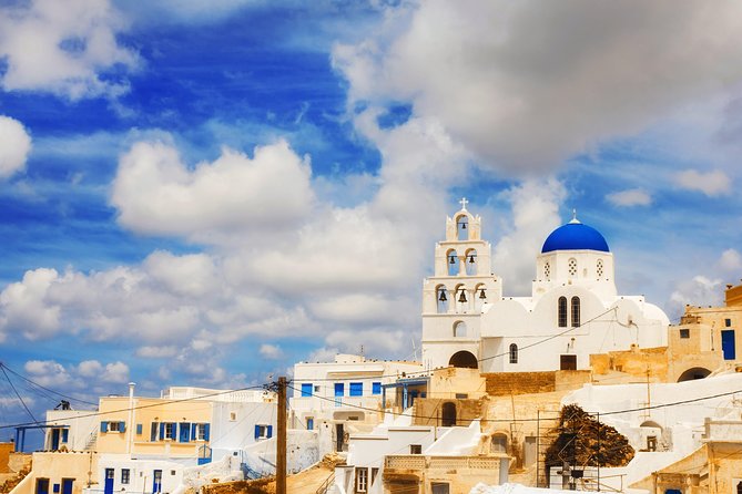 Sunset In Oia & Traditional Villages Bus Tour - The guide can make or break the day