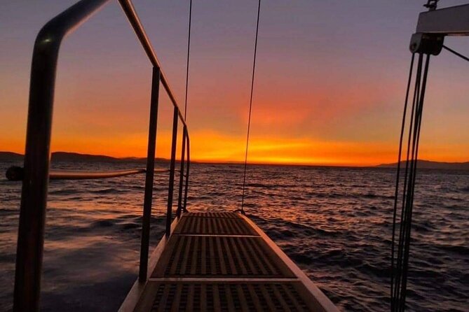 Sunset South Coast Sail Cruise with lunch,drinks, optional transfer - Lunch, snacks, coffee, and drinks aboard
