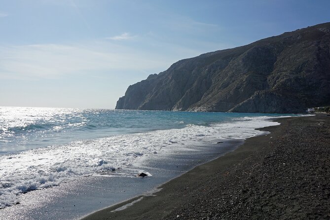 The Best Santorini Small-Group Shore Excursion for Cruise Ships - Guide service and family appeal