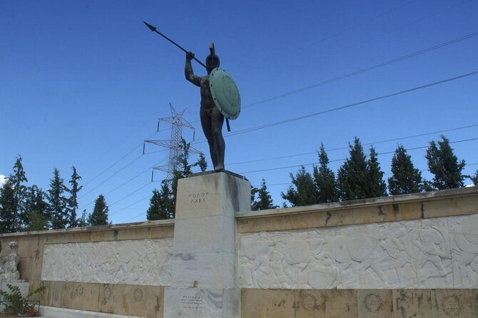 Thermopylae and Delphi Private Full-Day Tour from Athens - Walking through Apollo’s sanctuary