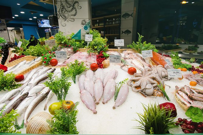 Thessaloniki: Walking Open Market Food Tour and Tasting - The guides make the difference