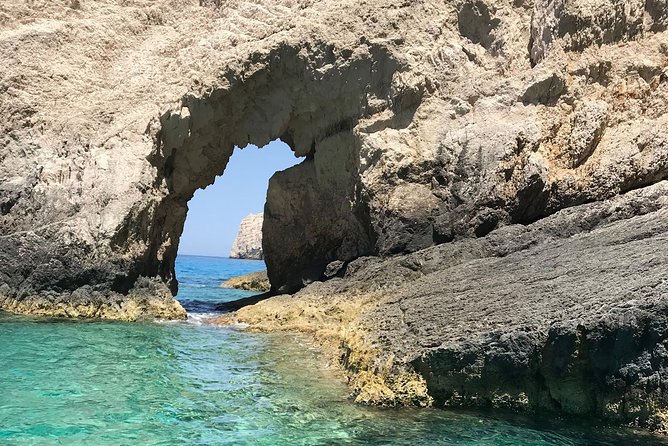 Turtle Spotting Cruise in Zakynthos - Getting from your hotel to the harbor