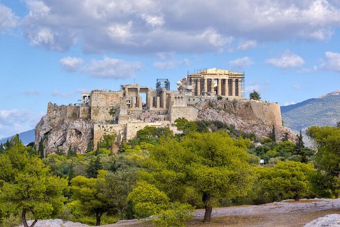 Visit of the Acropolis with an official guide in Spanish - Key points before you book