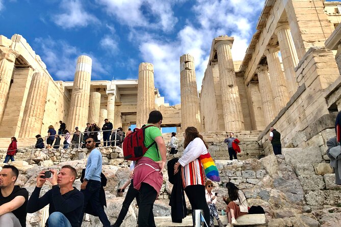 Visit of the Acropolis with an official guide in Spanish - The Temple of Athena Nike and the memory of victory