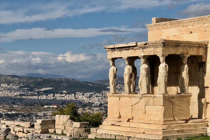 Visit of the Acropolis with an official guide in Spanish - The Erechtheion and its famous Caryatids