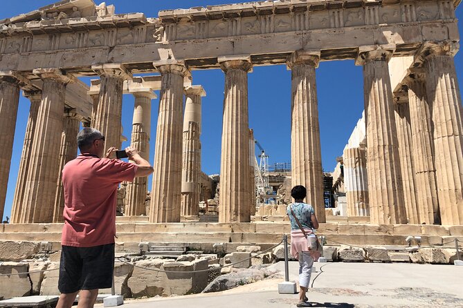Visit of the Acropolis with an official guide in Spanish - Asclepios and the ancient approach to medicine