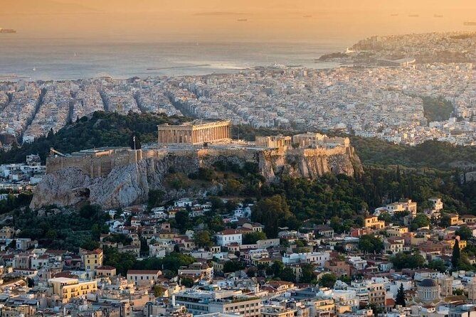 Visit of the Acropolis with an official guide in Spanish - The Propylaea: your dramatic entrance