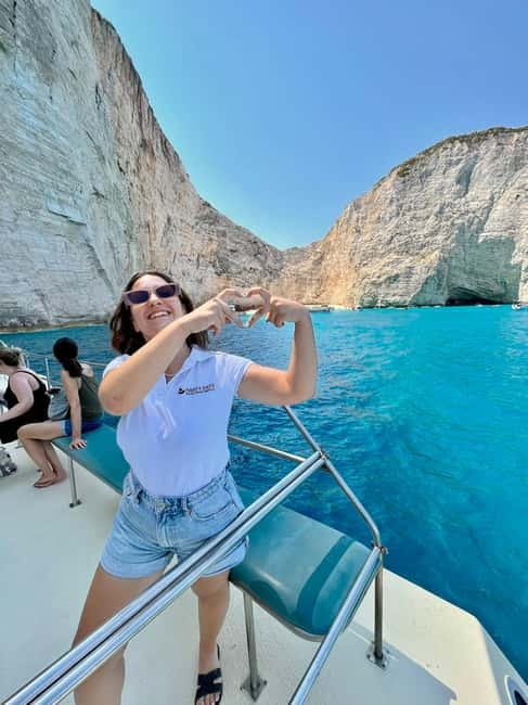 Zakynthos: Private Shipwreck & Blue Caves Tour by Land & Sea - A smart way to see western Zakynthos