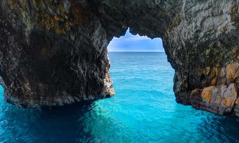 Zakynthos: Turtle Spotting Cruise with Glass-Bottom Boat - Cameo Islet and the short photo stop